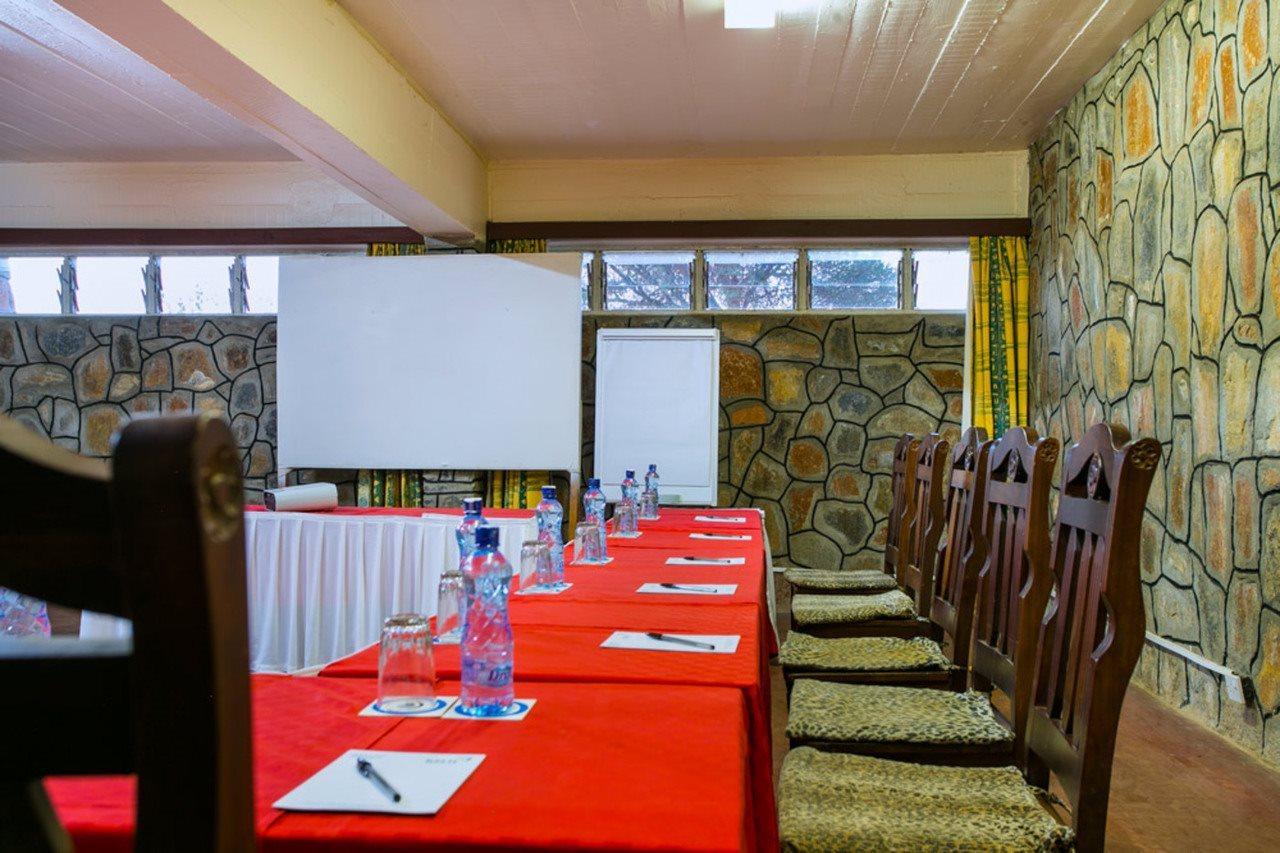 Tsavo Ngulia Safari Lodge מראה חיצוני תמונה